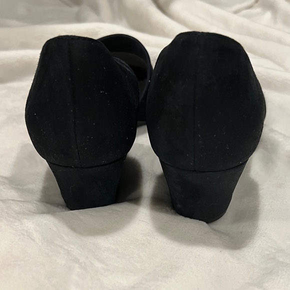 Eileen Fisher Women's d’Orsay Navy Suede wedge style heels size 8 1/2 - Picture 4 of 10